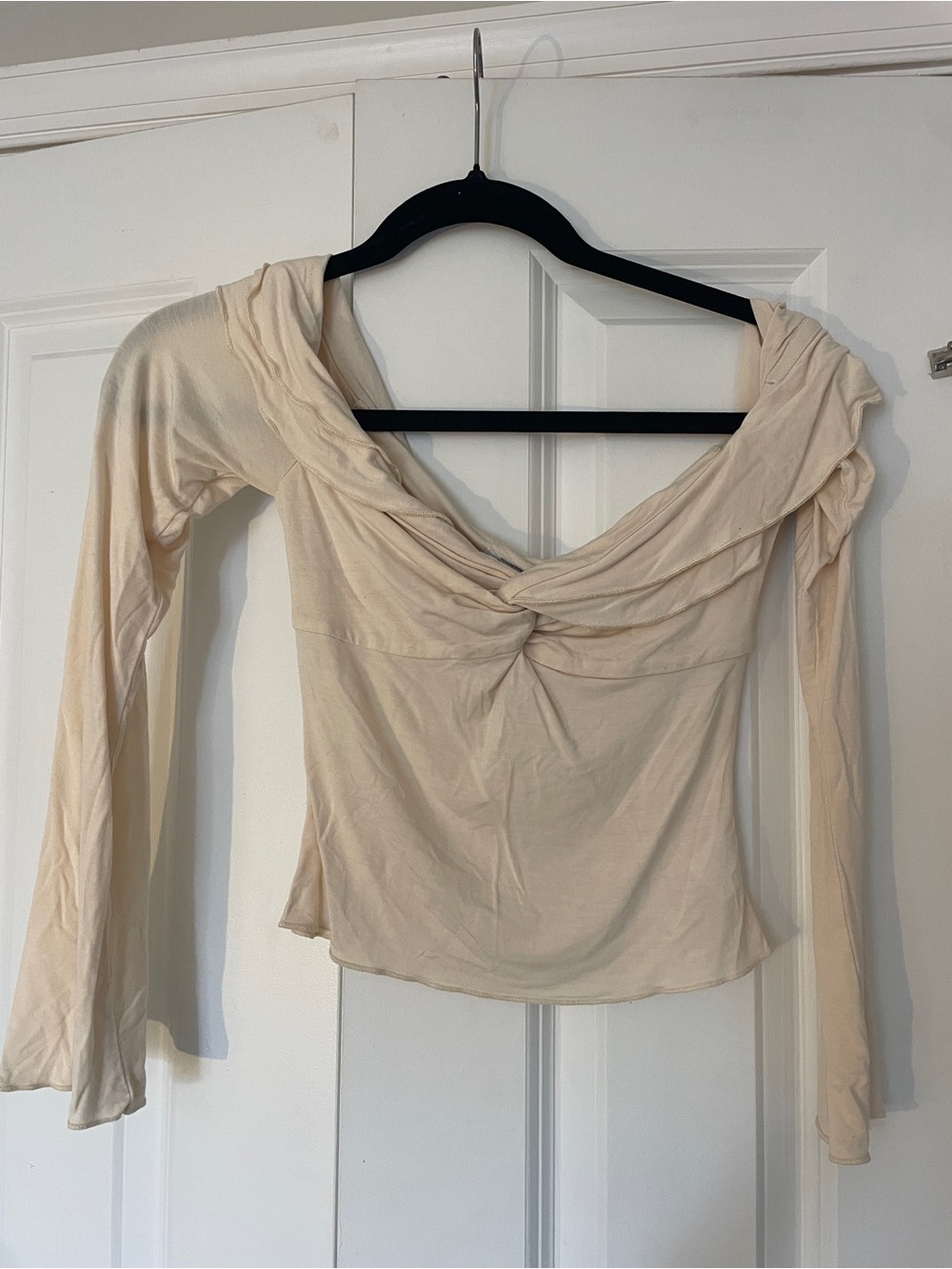Off-the-shoulder Cream Twist-Front Long Sleeve Women's Top